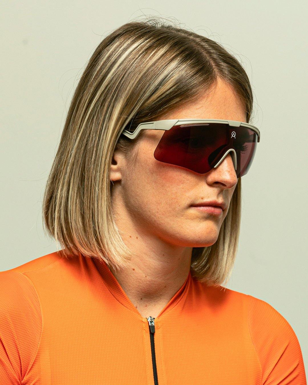 Delta VZUM Cykelbriller - Alba Optics - Hvid / Pou | Alba Optics | gioventu.cc