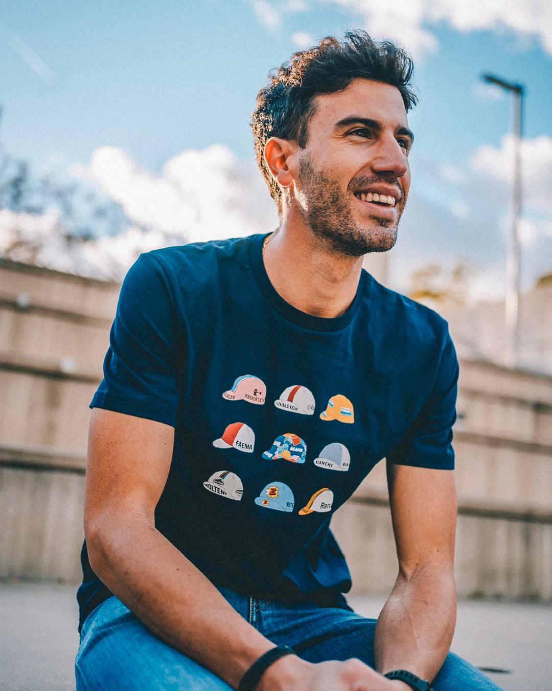 Vintage Cycling Caps T-Shirt - Cois Cycling - Navy | Cois Cycling | gioventu.cc