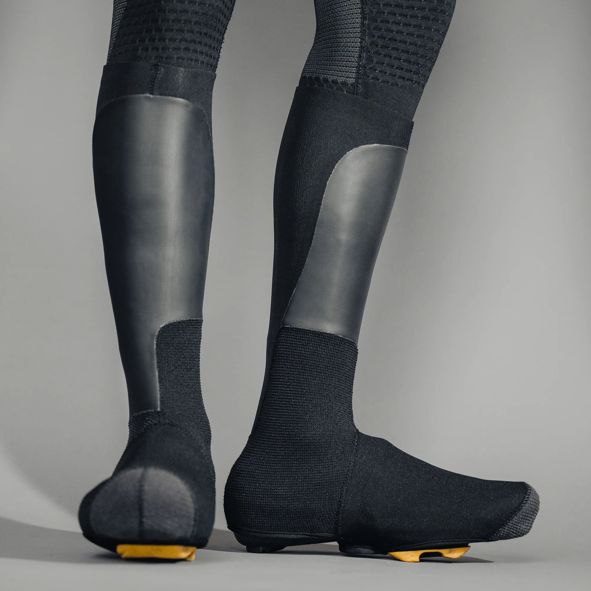 Pro Stealth Skoovertræk - Spatz Wear - Sort