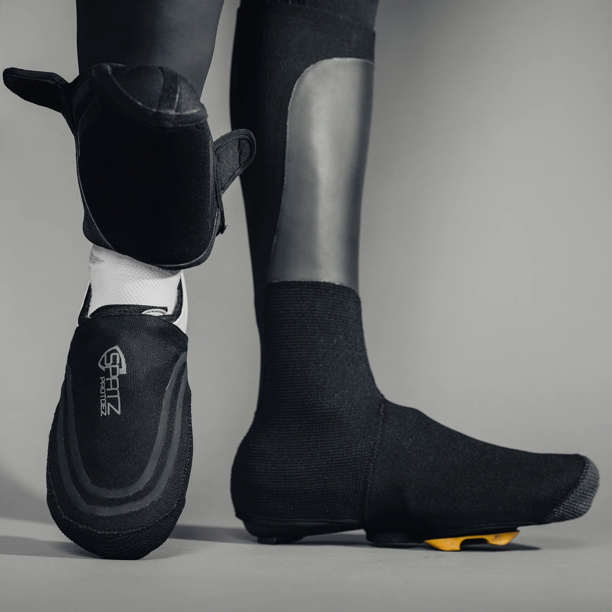 Pro Stealth Skoovertræk - Spatz Wear - Sort