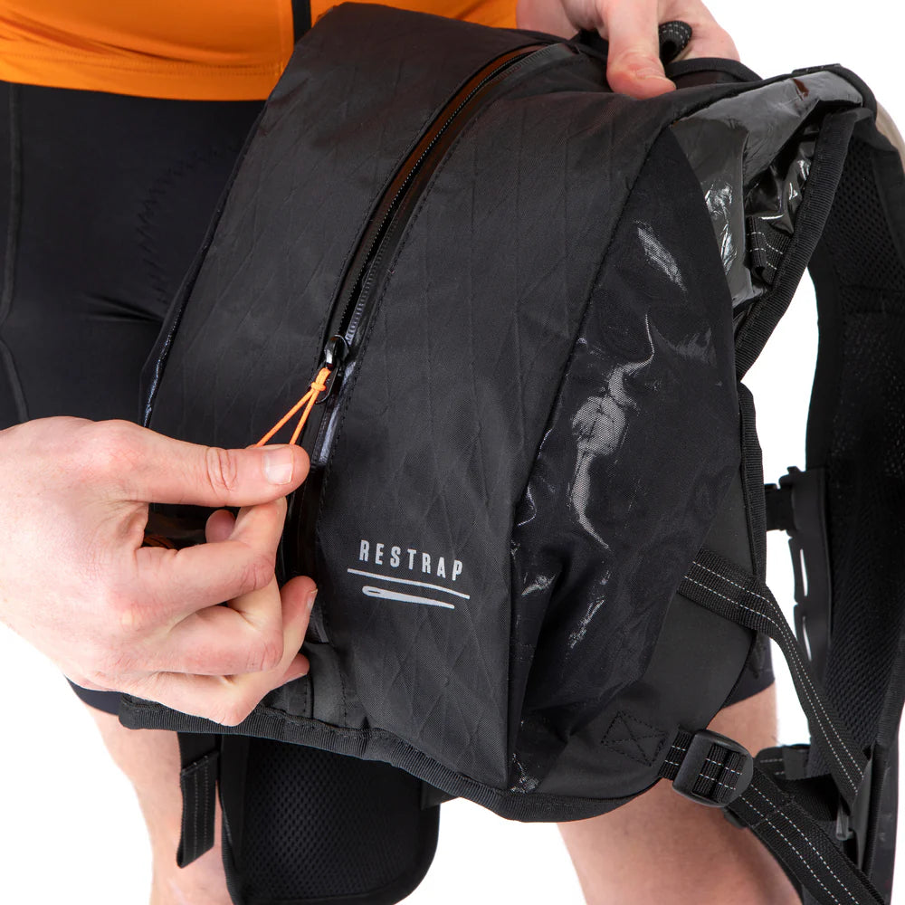 Race Hydration Vest - Restrap - Sort