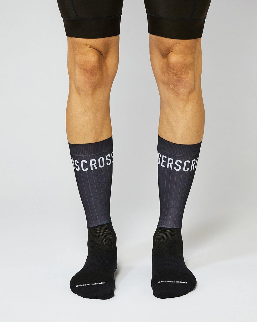 Aero Cykelstrømper - Fingerscrossed - Sort | Fingerscrossed | gioventu.cc