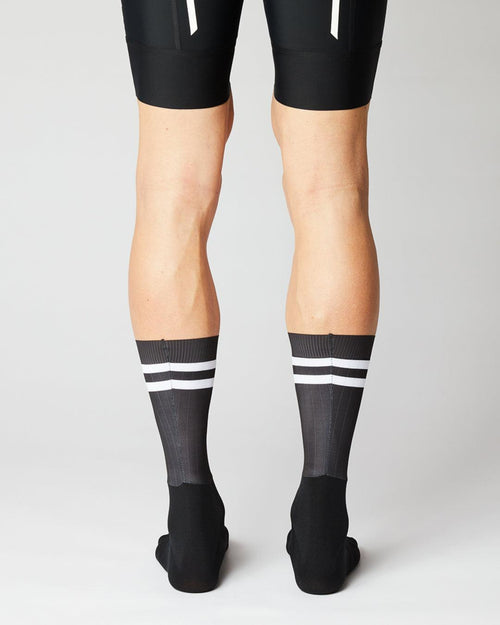 Aero Stripes Cykelstrømper - Fingerscrossed - Sort | Fingerscrossed | gioventu.cc