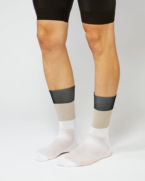 Block 01_05 Cykelstrømper - Fingerscrossed - Sand / Hvid / Sort | Fingerscrossed | gioventu.cc